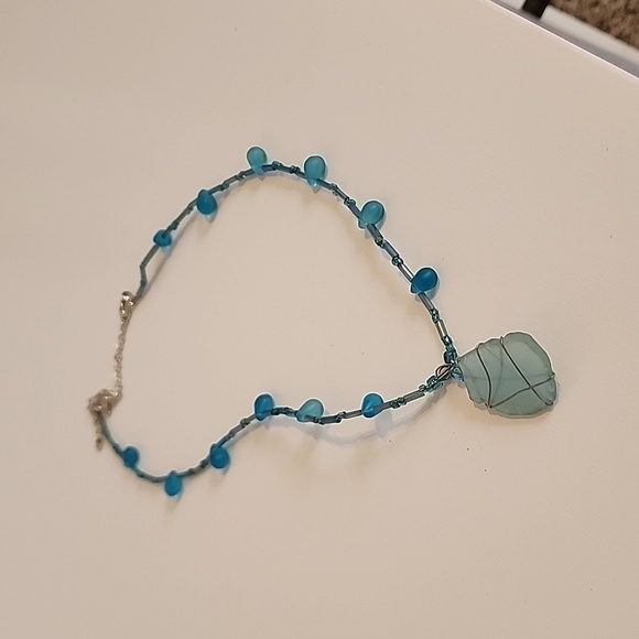 blue handmade necklace - Picture 4 of 4